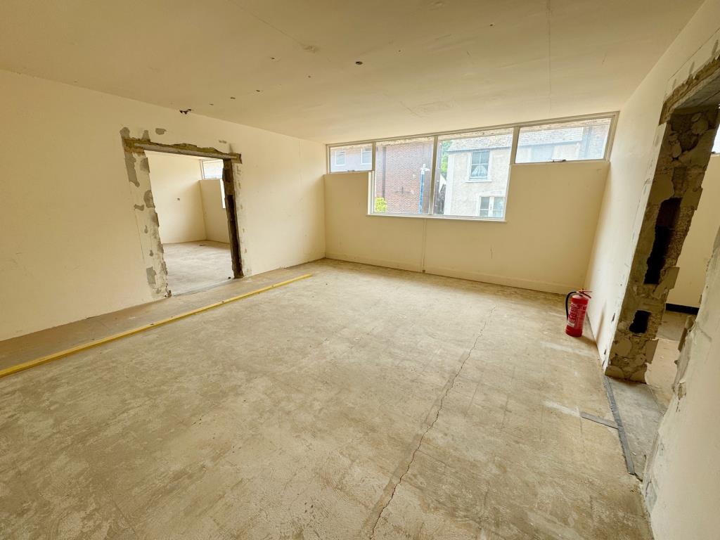 Lot: 92 - UPPER FLOOR WITH PLANNING FOR TWO FLATS - First floor - room 2